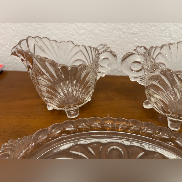 CRYSTAL VINTAGE 3 PIECE SUGAR/CREAMER/DISH SET - UNBRANDEDED - PRETTY! - Picture 5 of 6